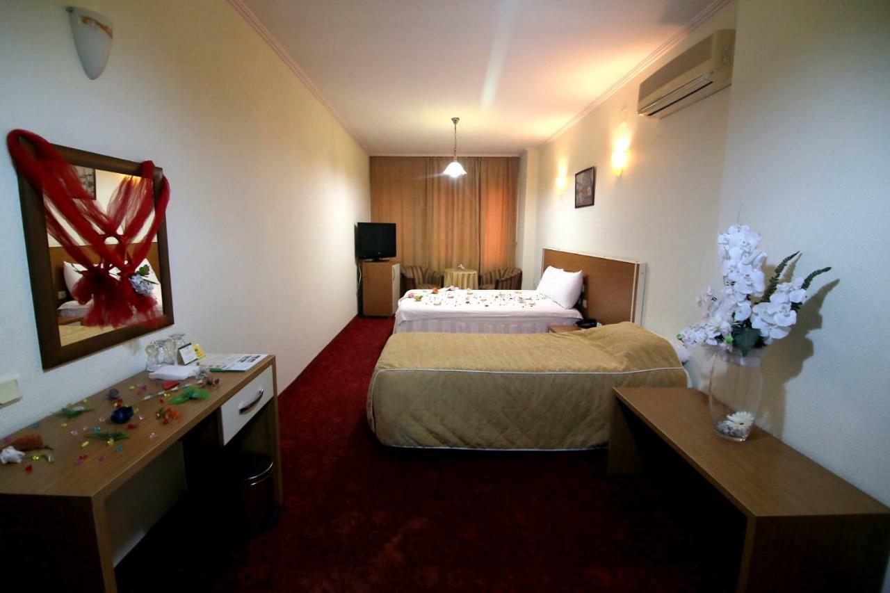 Aykut Palace Otel İskenderun Екстериор снимка