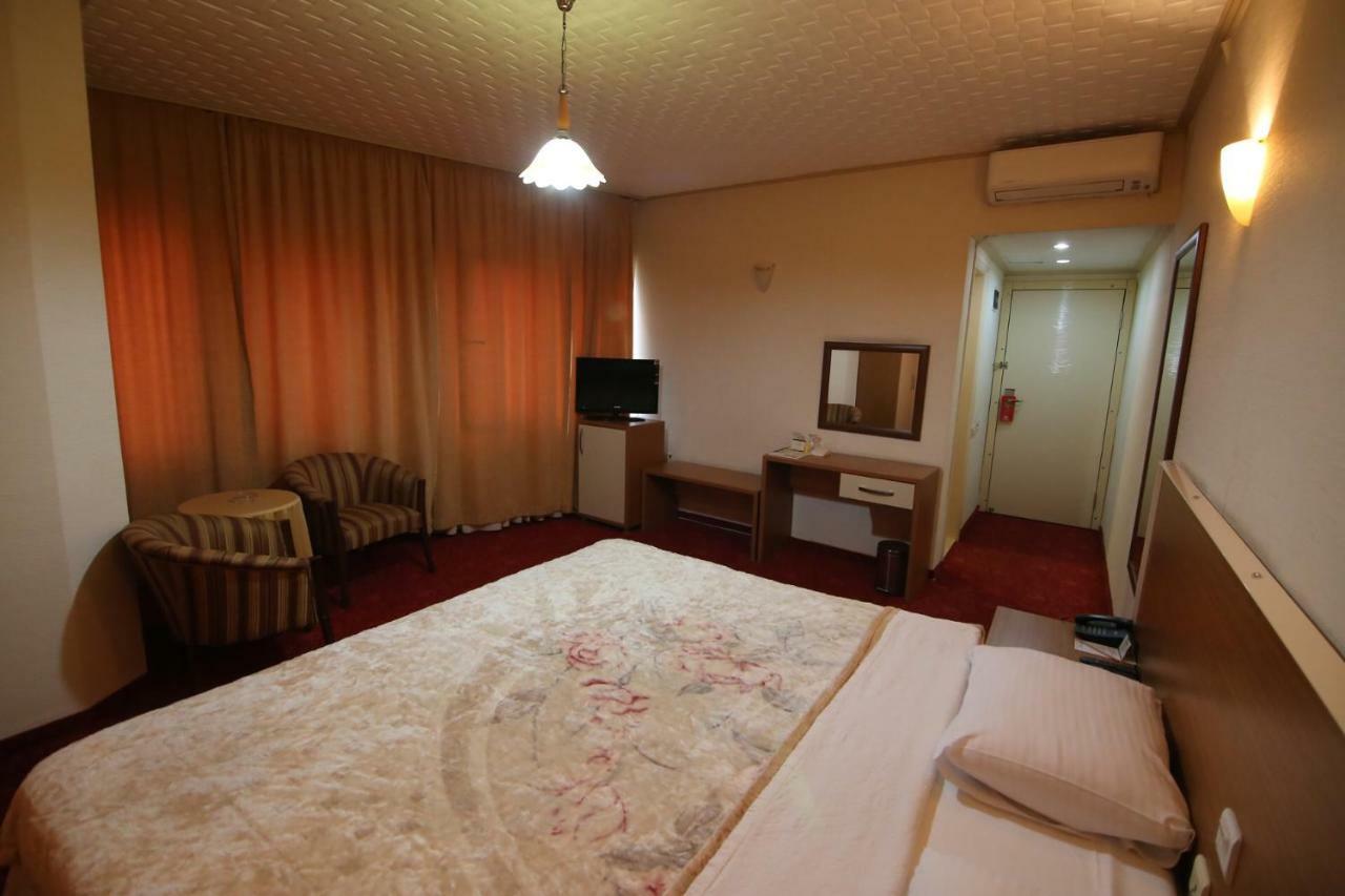 Aykut Palace Otel İskenderun Екстериор снимка